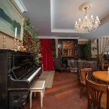 Paivilla Boutique Couette-café 3*